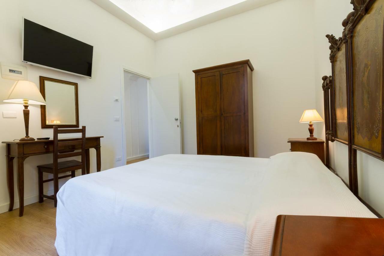 Hotel Casale Aeroporto di Catania Fontana Rossa Esterno foto